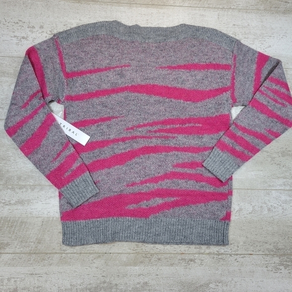 Tribal Hot Pink Zebra Tiger Stripe Knit Sweater Size XS - Picture 8 of 9